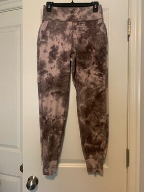 lululemon athletica Tie-Dye Align Joggers 28in h, Sz 6, GUC